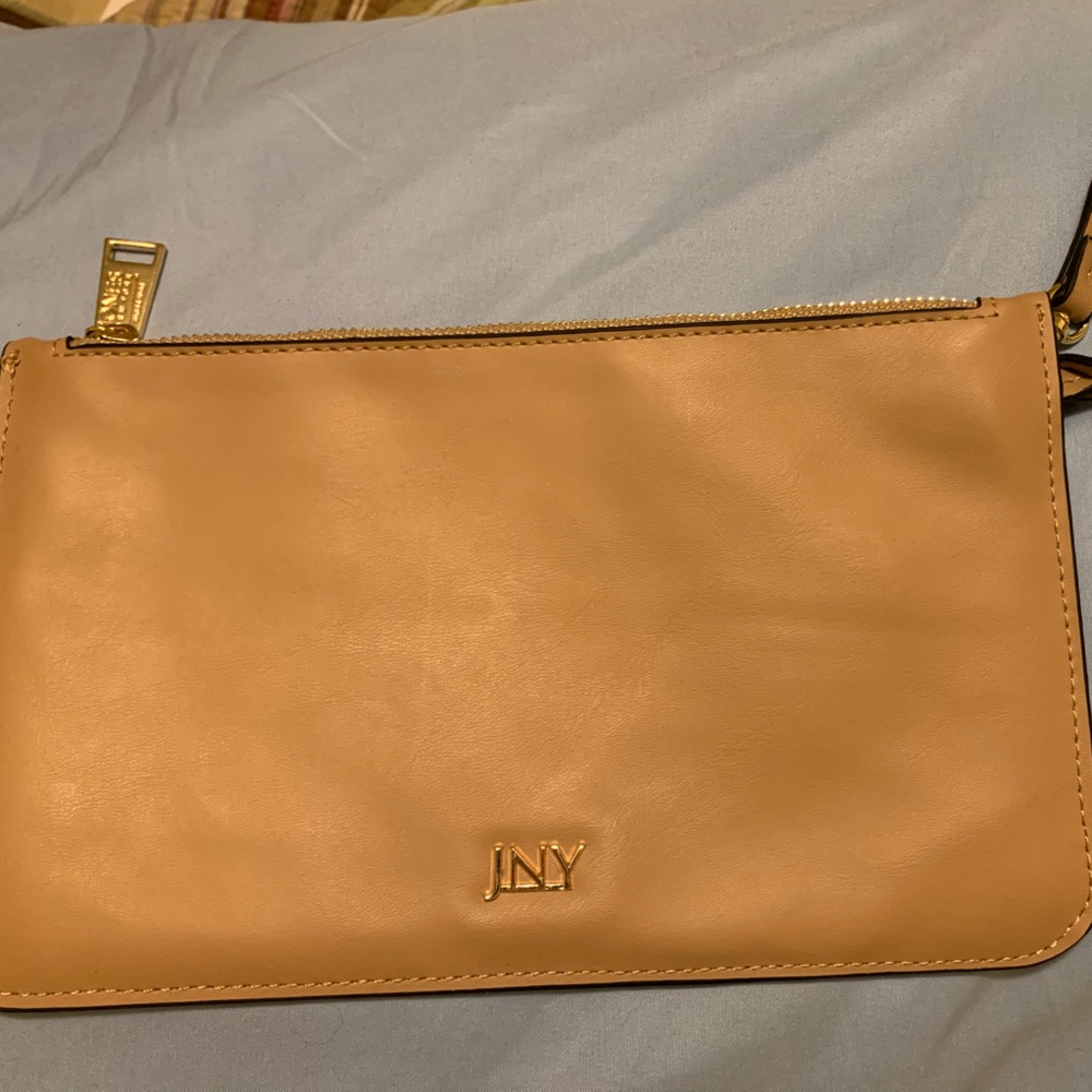 NWOT Jones New York Soft Beige Tan Wristlet